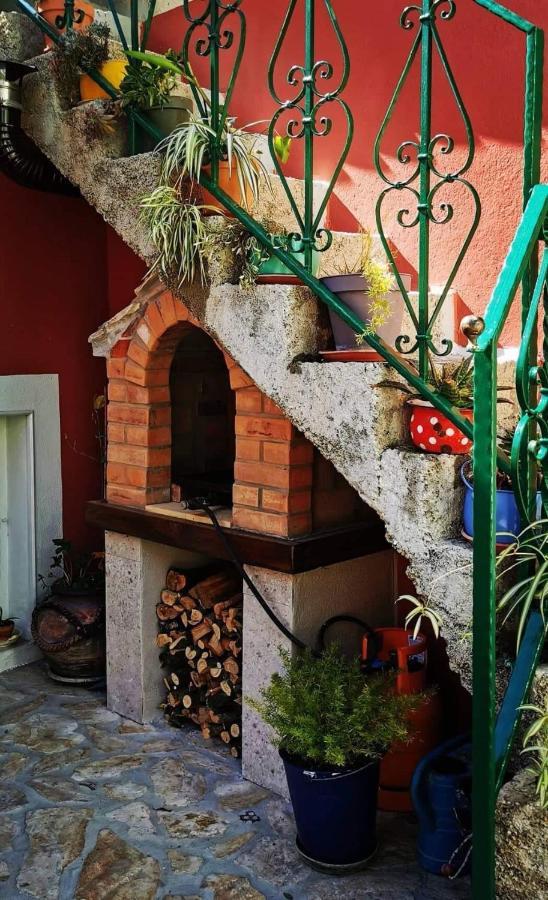 Baška VodaVintage House For Rent 60M From Seaアパートメント エクステリア 写真