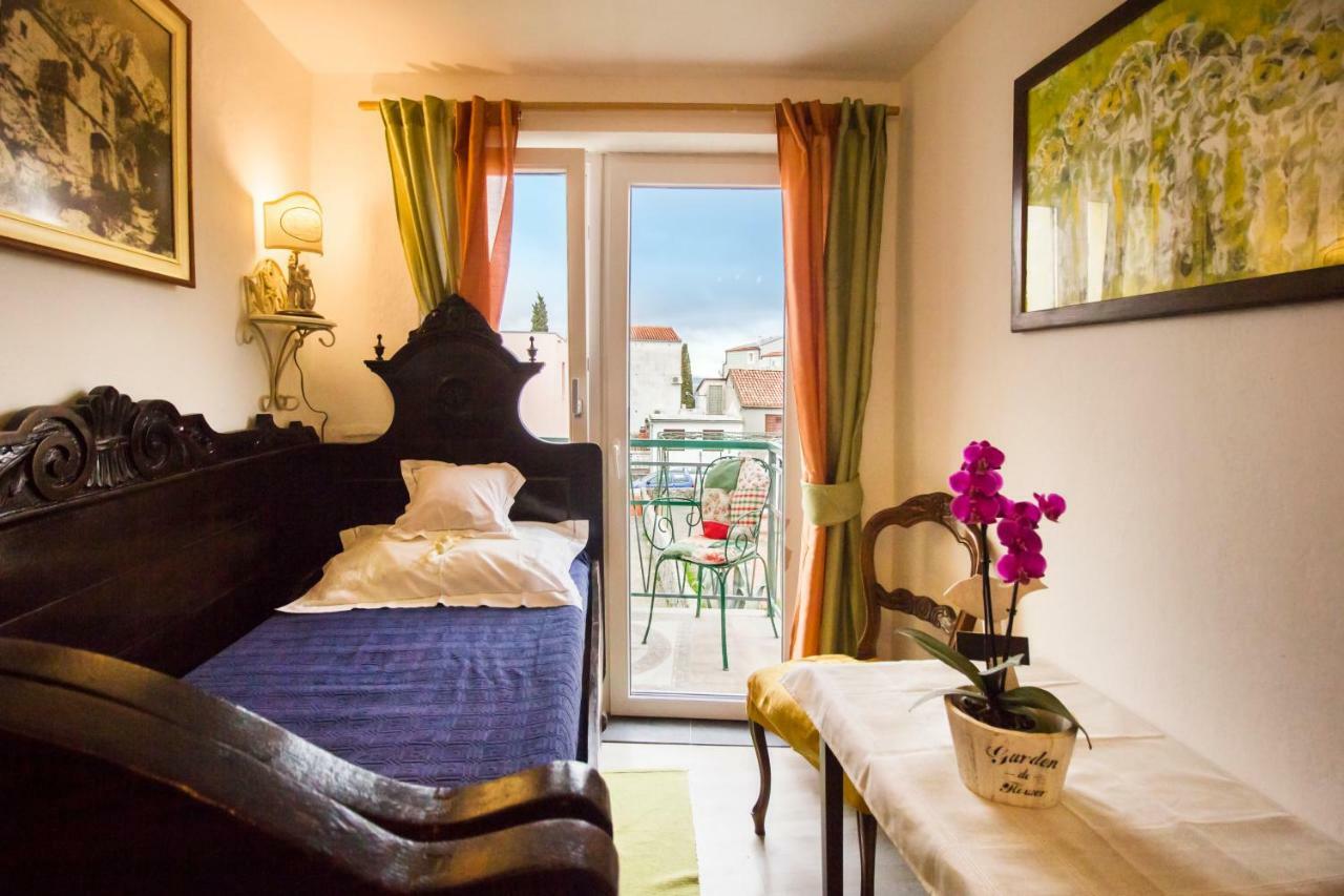 Baška VodaVintage House For Rent 60M From Seaアパートメント エクステリア 写真